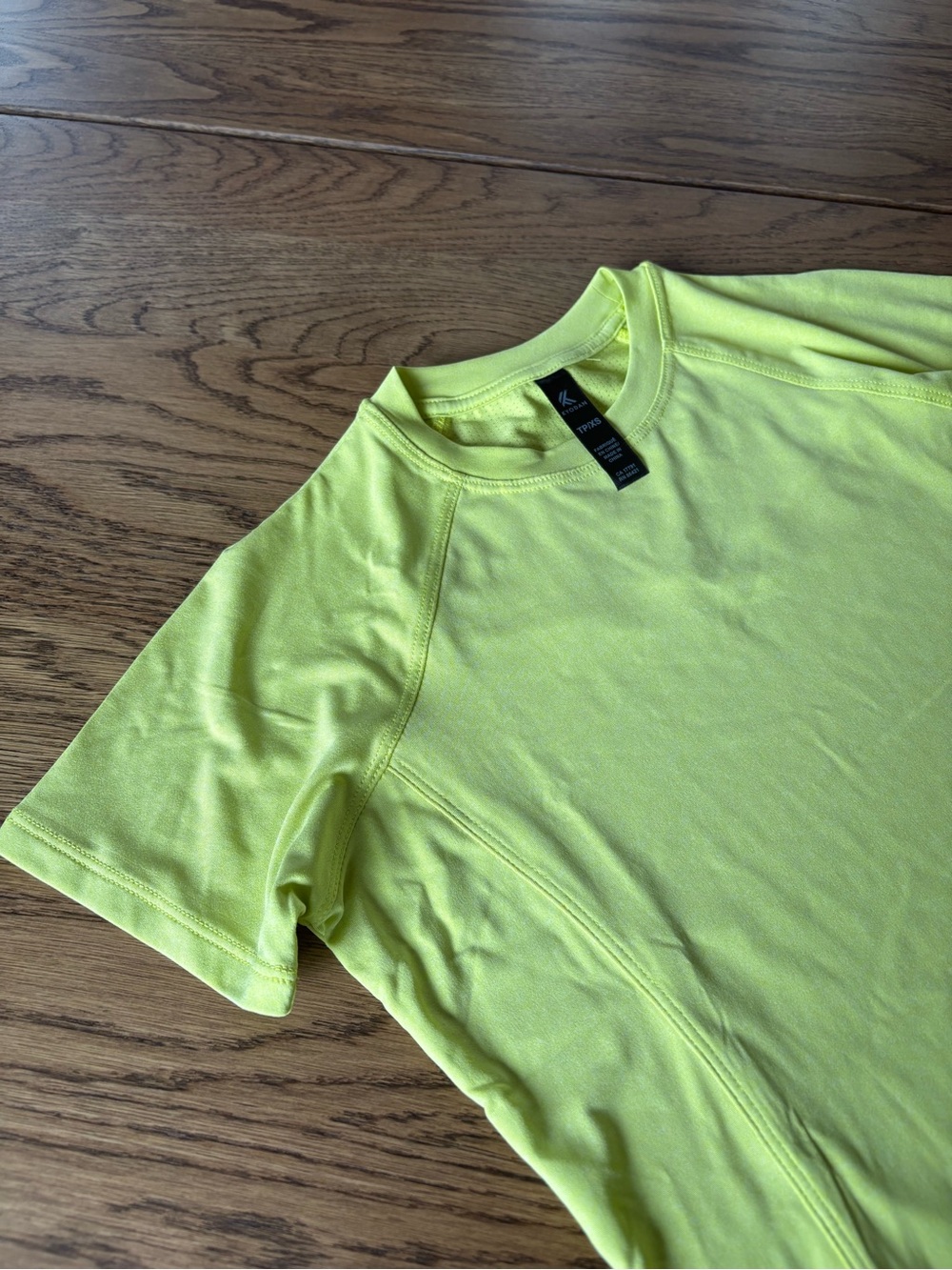 Kyodan Neon greenish yellowish tee